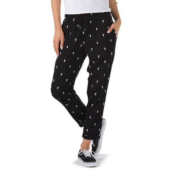 pineapple vans black